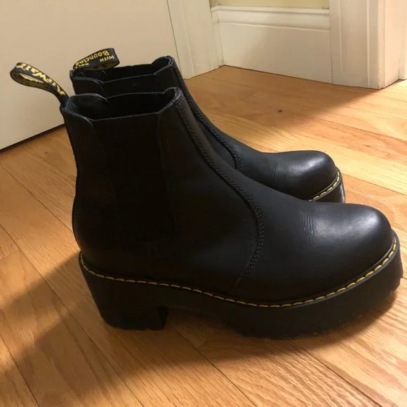 Dr. Martens Rometty size W 8 - Picture 4 of 5